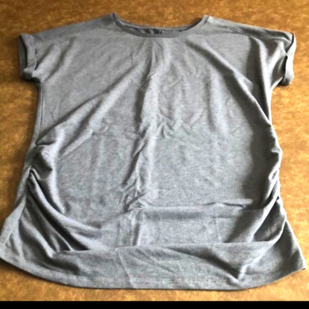 EUC CUTE HEAVYWEIGHT KNIT MATERNITY TOP